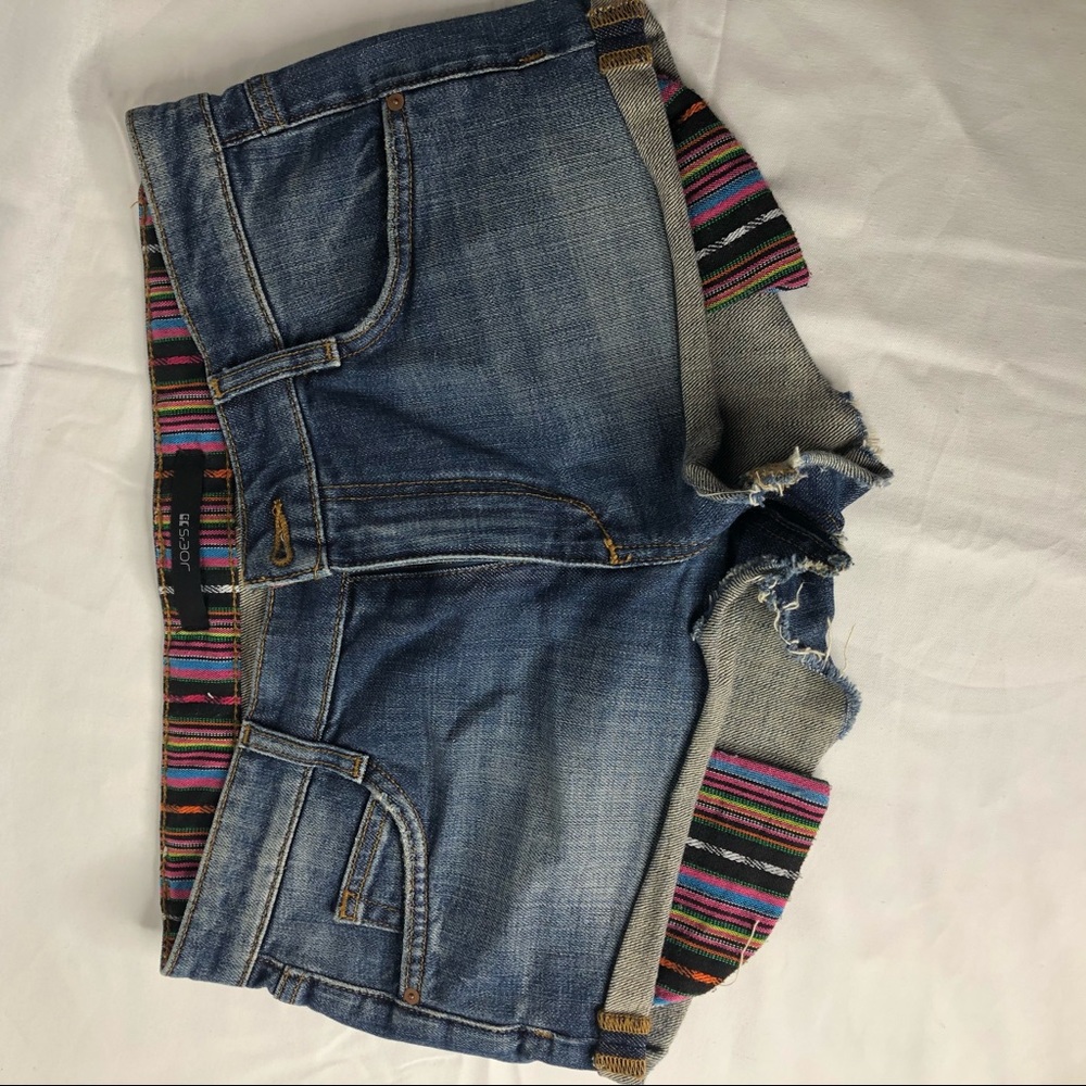 Joe’s denim shorts size 28